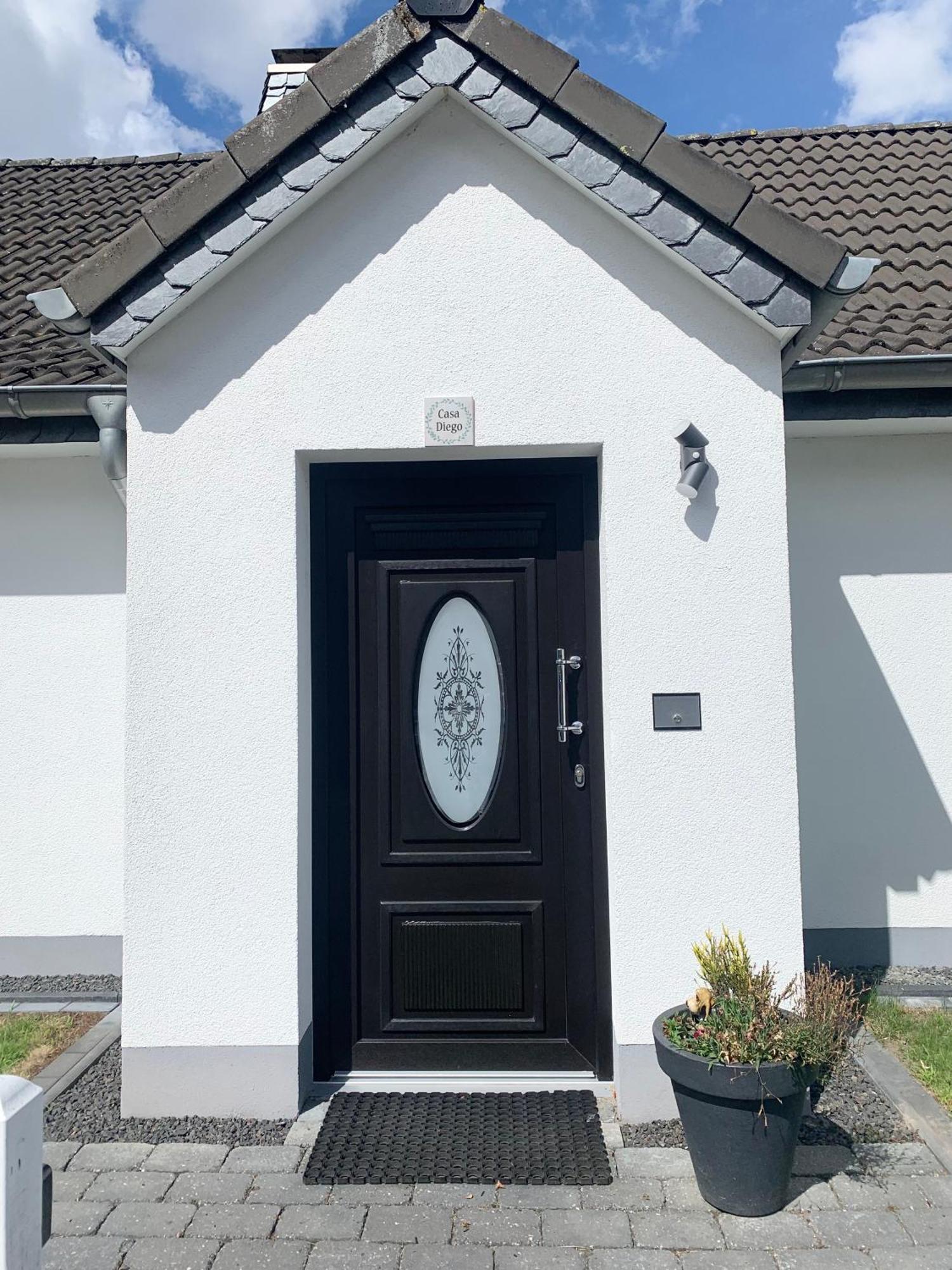 Casa Diego, Kleines Gemuetliches Haus Mit Garten ビーレフェルト エクステリア 写真
